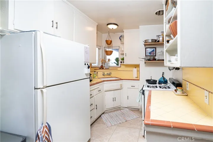 1114 W Balboa Boulevard, Newport Beach, California 92661