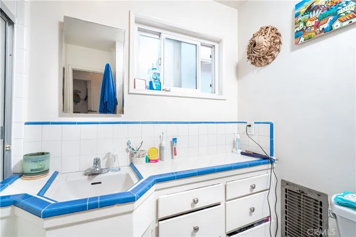 1114 W Balboa Boulevard, Newport Beach, California 92661
