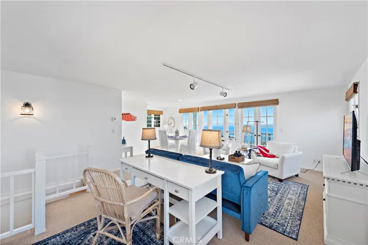 2173 Crestview Drive, Laguna Beach, California 92651