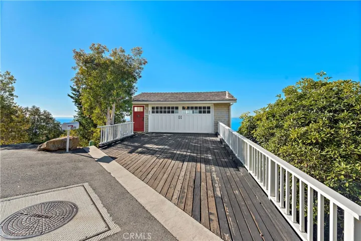 2173 Crestview Drive, Laguna Beach, California 92651