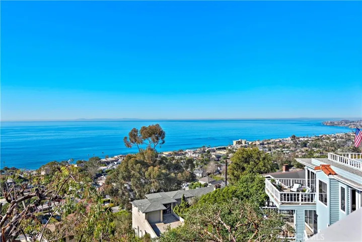 2173 Crestview Drive, Laguna Beach, California 92651