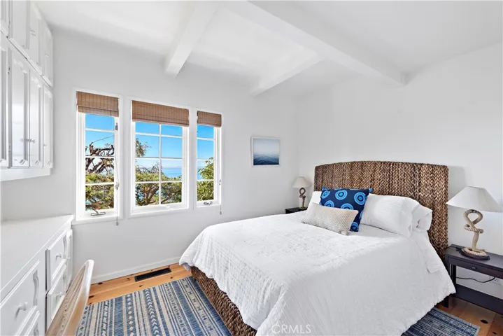 2173 Crestview Drive, Laguna Beach, California 92651