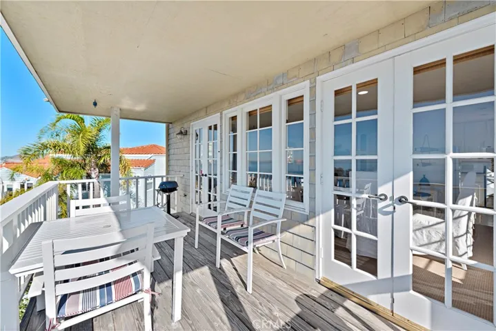 2173 Crestview Drive, Laguna Beach, California 92651