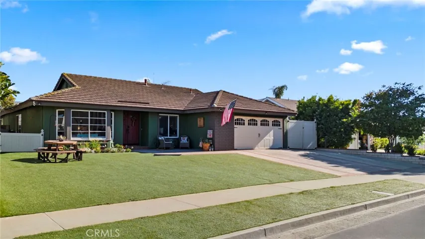 1254 Valparaiso Drive E, Placentia, California 92870