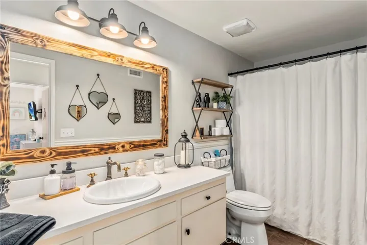 Bathroom 2