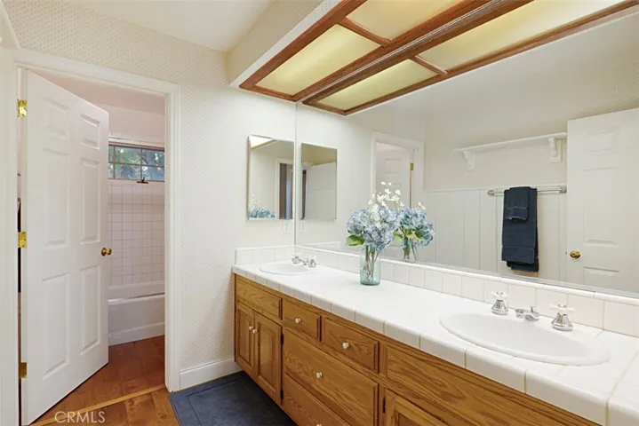 2262 Mardavido Lane, Fallbrook, California 92028