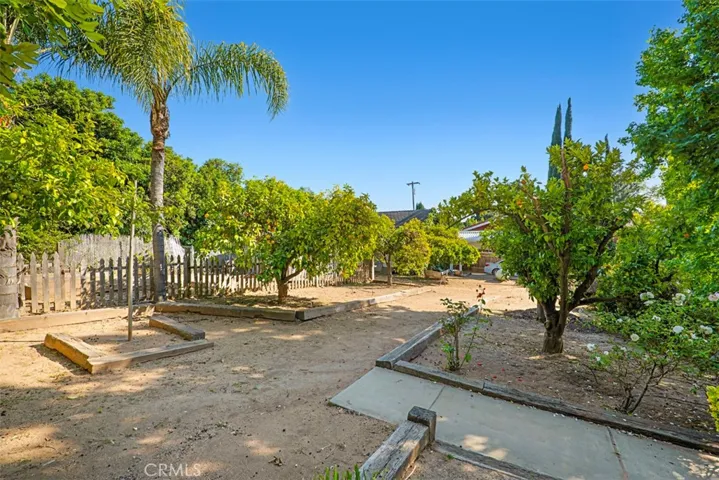 2262 Mardavido Lane, Fallbrook, California 92028