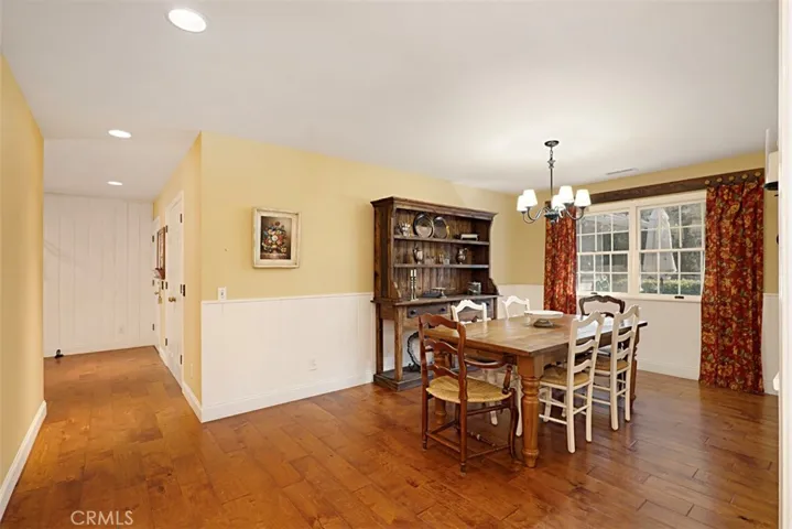 2262 Mardavido Lane, Fallbrook, California 92028