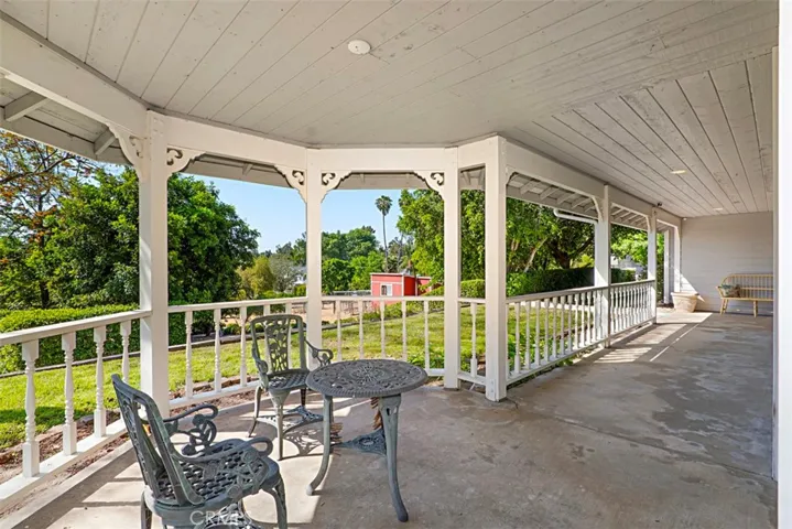 2262 Mardavido Lane, Fallbrook, California 92028