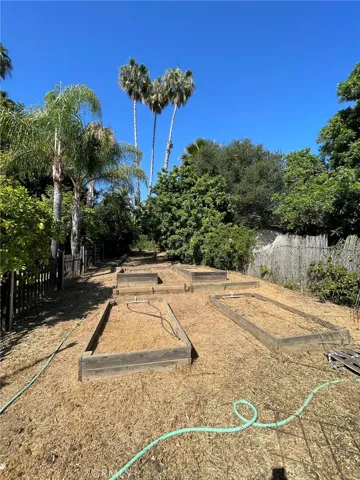 2262 Mardavido Lane, Fallbrook, California 92028