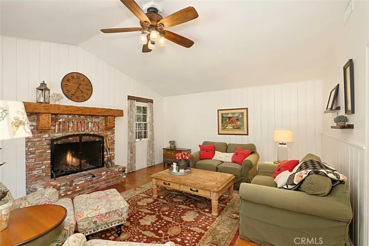 2262 Mardavido Lane, Fallbrook, California 92028