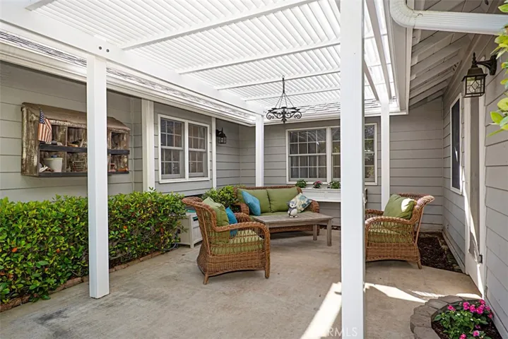 2262 Mardavido Lane, Fallbrook, California 92028