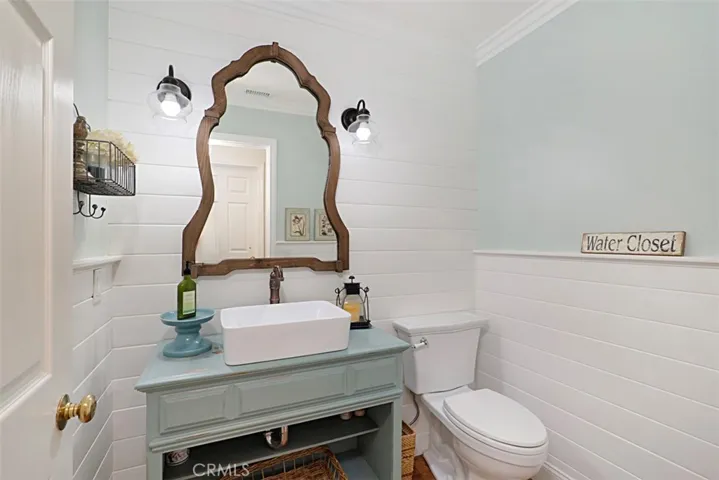 2262 Mardavido Lane, Fallbrook, California 92028