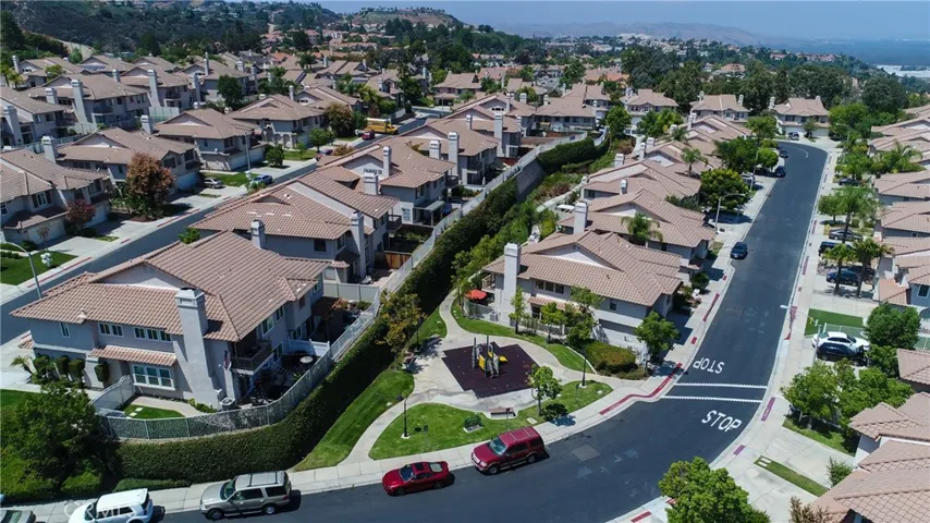 1683 San Rafael Drive, Corona, California 92882