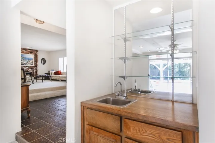 20752 Nashville Street, Chatsworth, California 91311