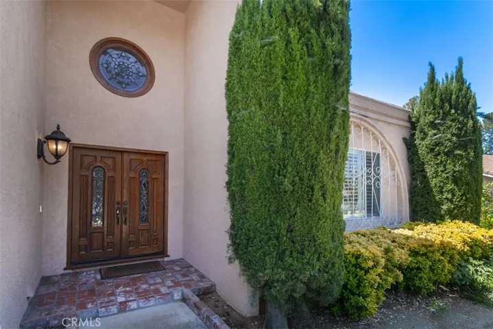 20752 Nashville Street, Chatsworth, California 91311