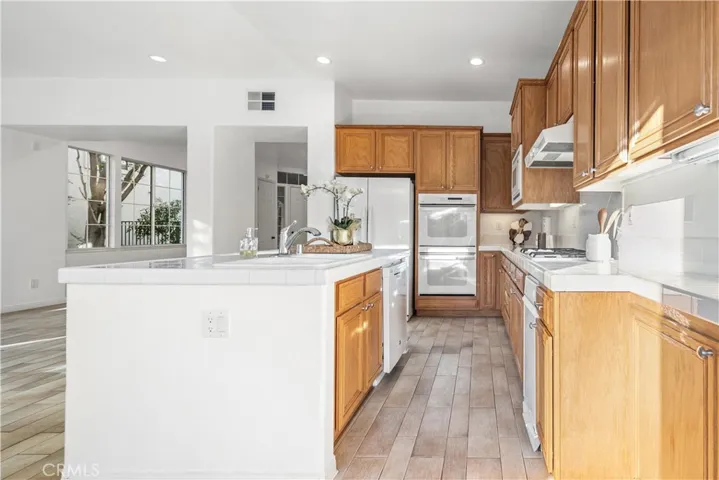 3623 Calle Joaquin, Calabasas, California 91302