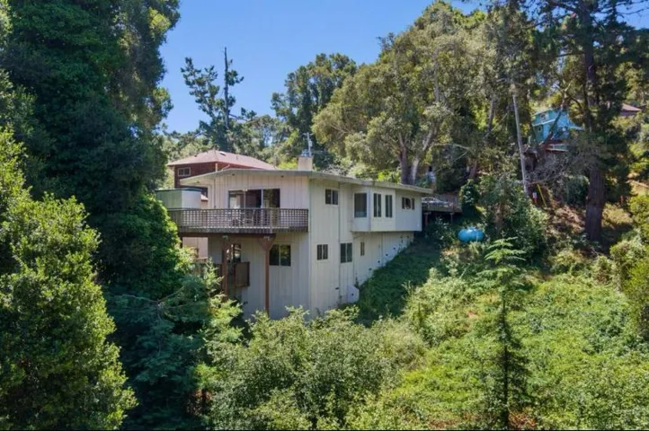 625 Encino Drive, Aptos, California 95003