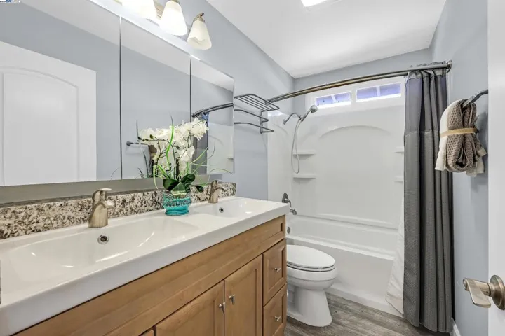 32717 Bucks Lake Ln, Fremont, California 94555