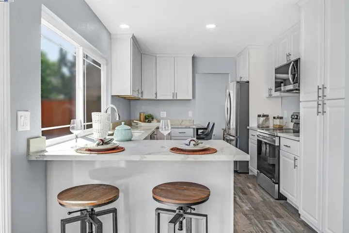 32717 Bucks Lake Ln, Fremont, California 94555