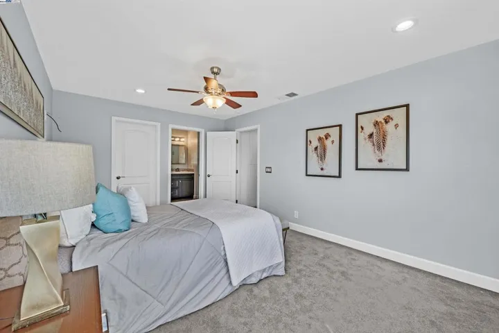 32717 Bucks Lake Ln, Fremont, California 94555