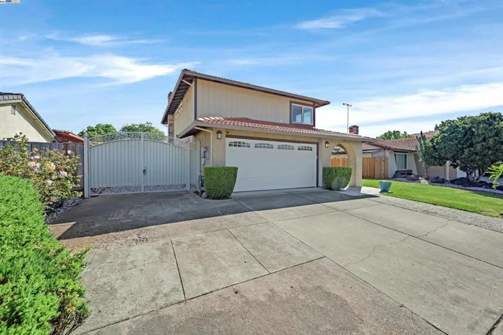 32717 Bucks Lake Ln, Fremont, California 94555