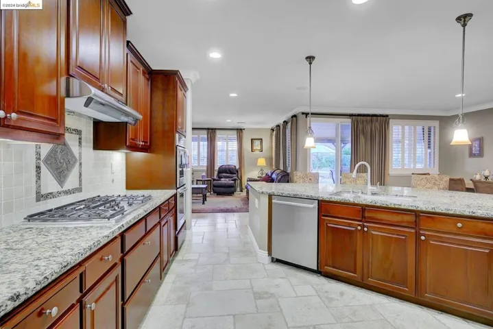 403 Silver Spur Ln, Oakley, California 94561
