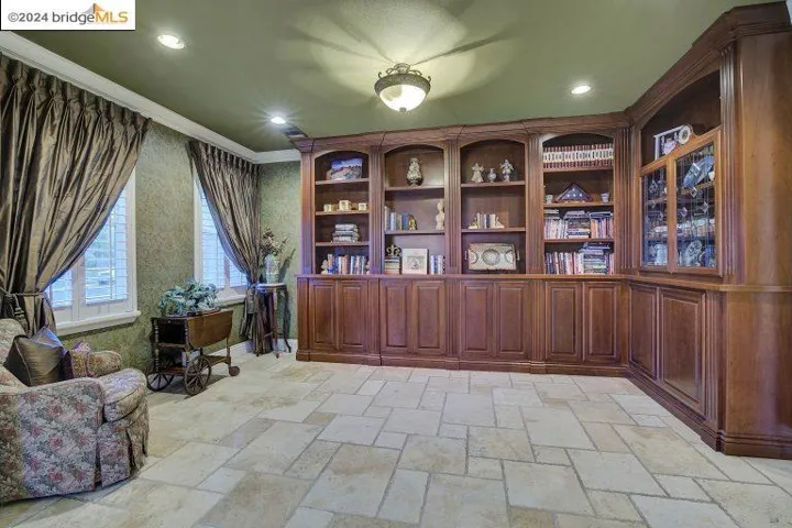 403 Silver Spur Ln, Oakley, California 94561