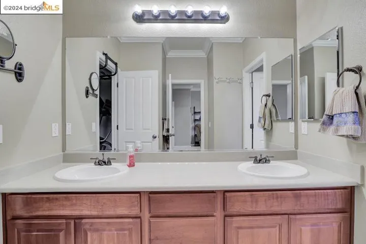 403 Silver Spur Ln, Oakley, California 94561