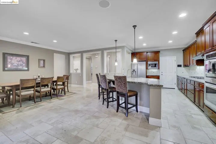 403 Silver Spur Ln, Oakley, California 94561