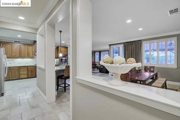 403 Silver Spur Ln, Oakley, California 94561