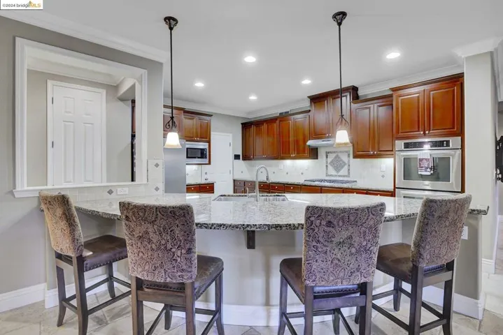403 Silver Spur Ln, Oakley, California 94561