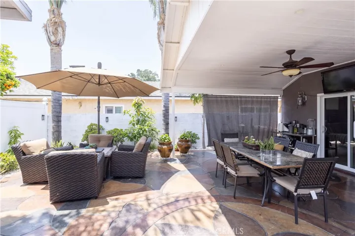 1016 N Huntington Street, San Fernando, California 91340