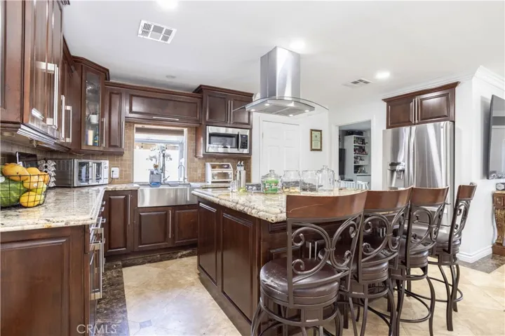 1016 N Huntington Street, San Fernando, California 91340