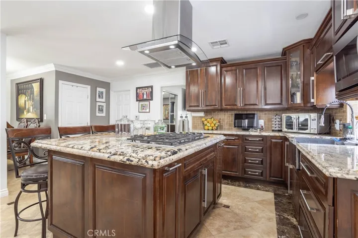 1016 N Huntington Street, San Fernando, California 91340