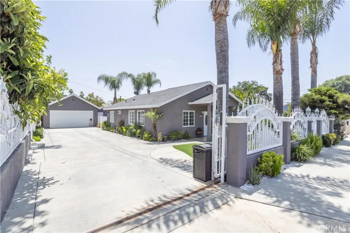 1016 N Huntington Street, San Fernando, California 91340