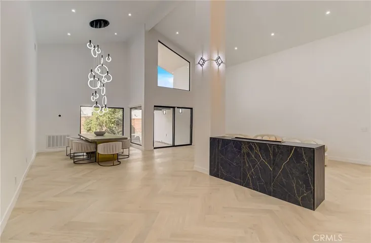 22434 Itasca Street, Chatsworth, California 91311