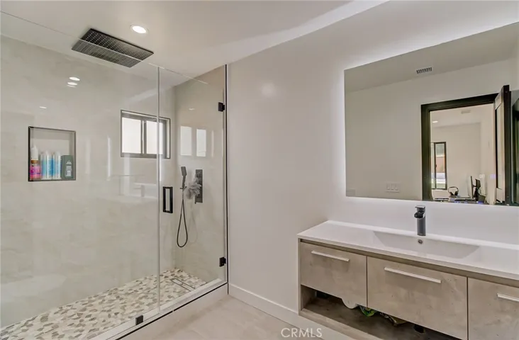 22434 Itasca Street, Chatsworth, California 91311