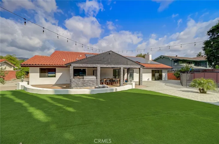 22434 Itasca Street, Chatsworth, California 91311