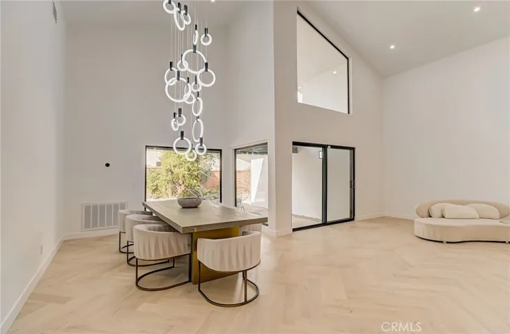 22434 Itasca Street, Chatsworth, California 91311