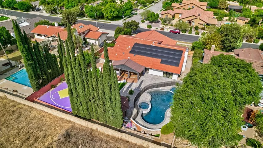 22434 Itasca Street, Chatsworth, California 91311