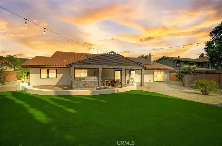 22434 Itasca Street, Chatsworth, California 91311