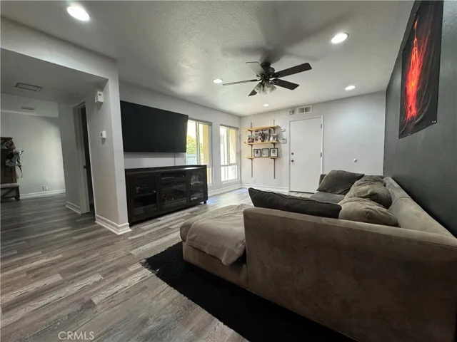 Family Room (angled)