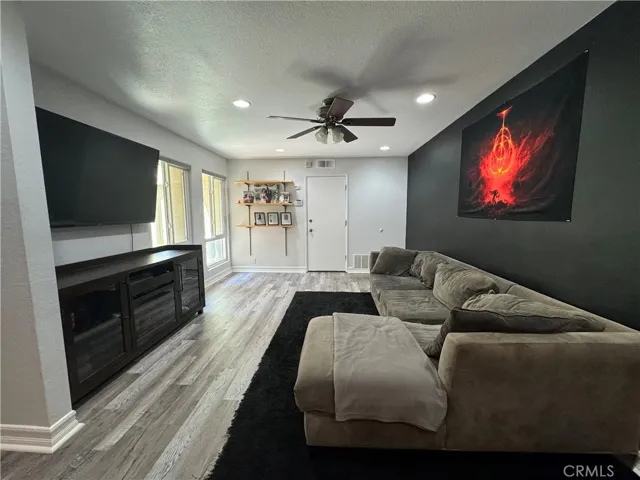 Family Room (straight)