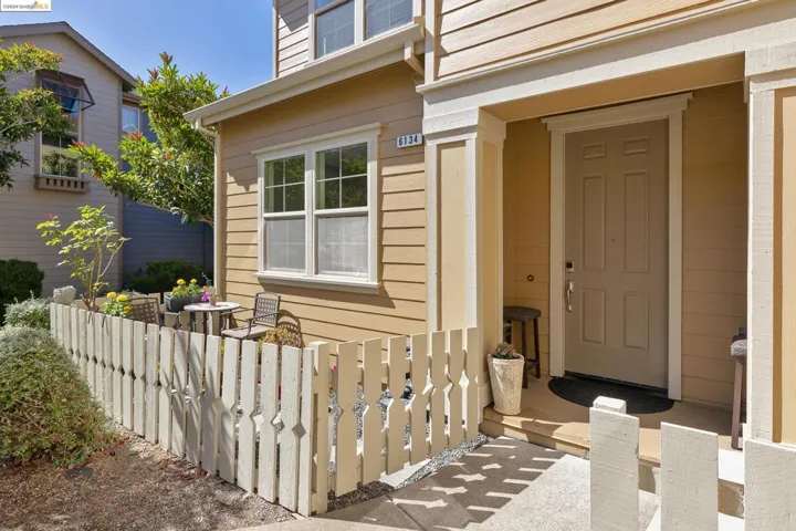 6134 Old Quarry Loop, Oakland, California 94605