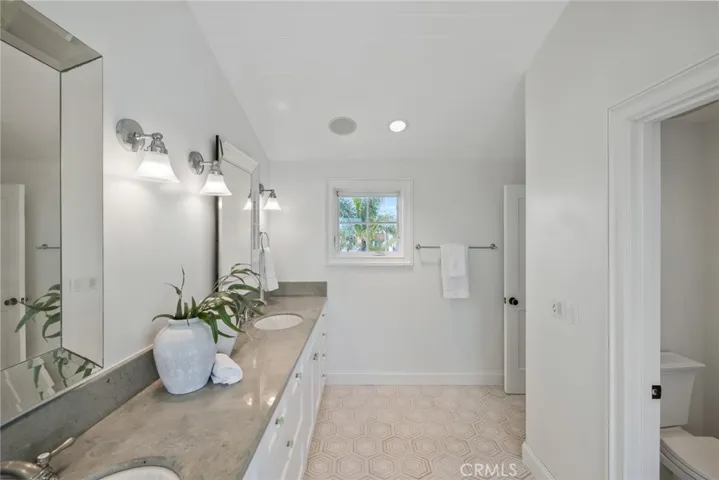 1701 E Balboa Boulevard, Newport Beach, California 92661