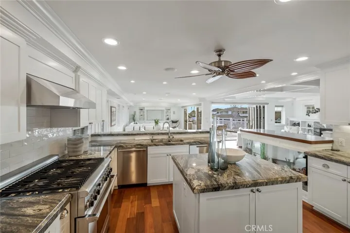 1701 E Balboa Boulevard, Newport Beach, California 92661