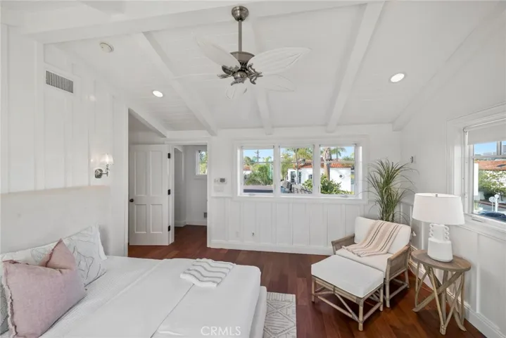 1701 E Balboa Boulevard, Newport Beach, California 92661