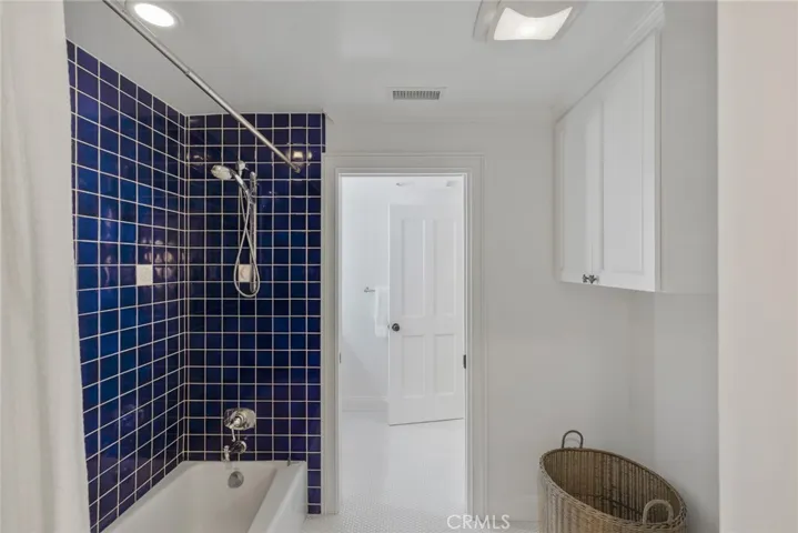 1701 E Balboa Boulevard, Newport Beach, California 92661