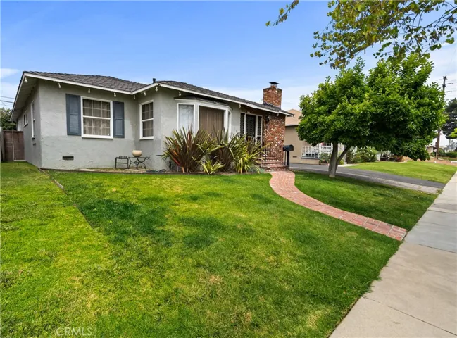 4447 Palo Verde Avenue, Lakewood, California 90713